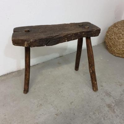 1 tabouret de ferme