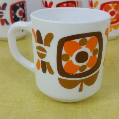1 tasse mobil marron 1