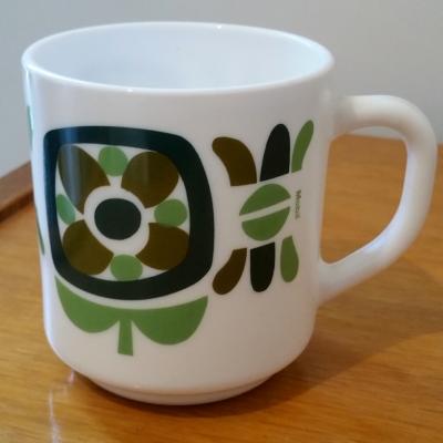 1 tasse mobil verte