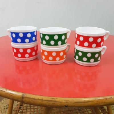1 tasses arcopal a pois
