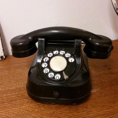 1 telephone noir 1