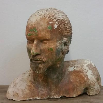 1 tete d homme sculpture