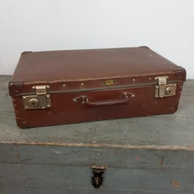 1 valise marron 3