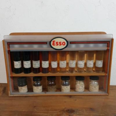 1 vitrine esso echantillons petrole