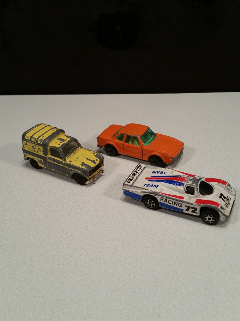 3 voitures des années 70/80 majorette matchbox BMW RENAULT RACING