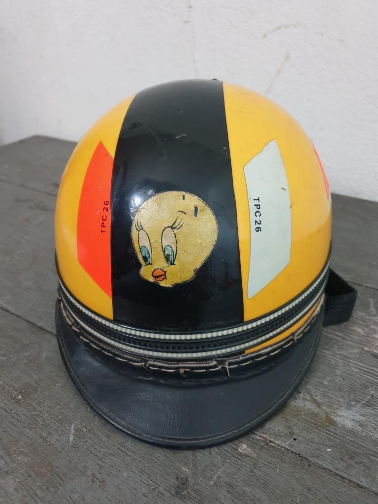 10 casque helmet