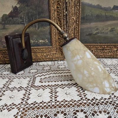 2 applique art deco en bakelite