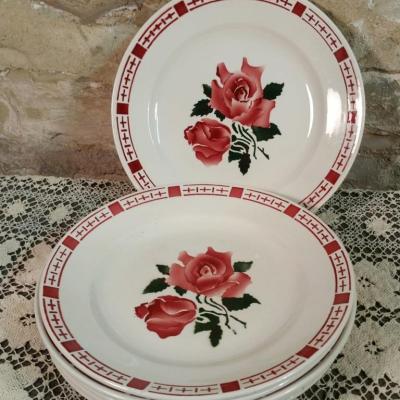 2 assiettes plates saverne