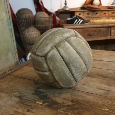 2 ballon de foot cuir 1