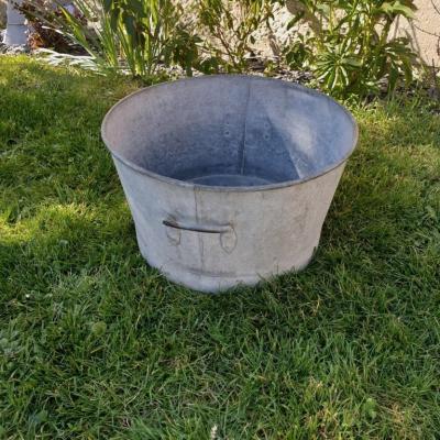 2 bassine ronde en zinc 1