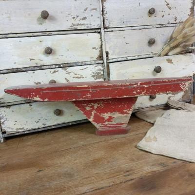 2 bateau de bassin coque rouge