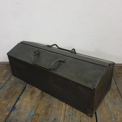 2 boite a outils en metal