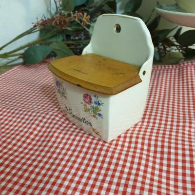 2 boite allumettes en faience