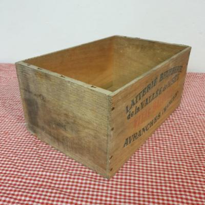 2 caisse de laiterie