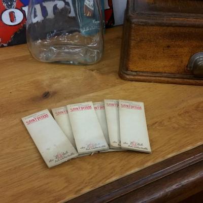2 carnets de garcons de cafe st pierre