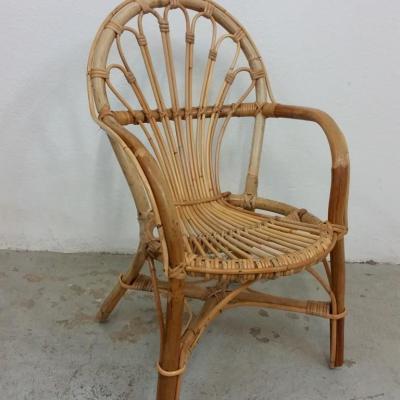 2 chaise en rotin enfant