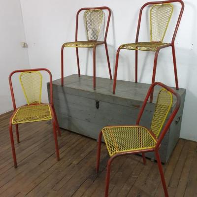 2 chaises rene malaval rouge et jaune