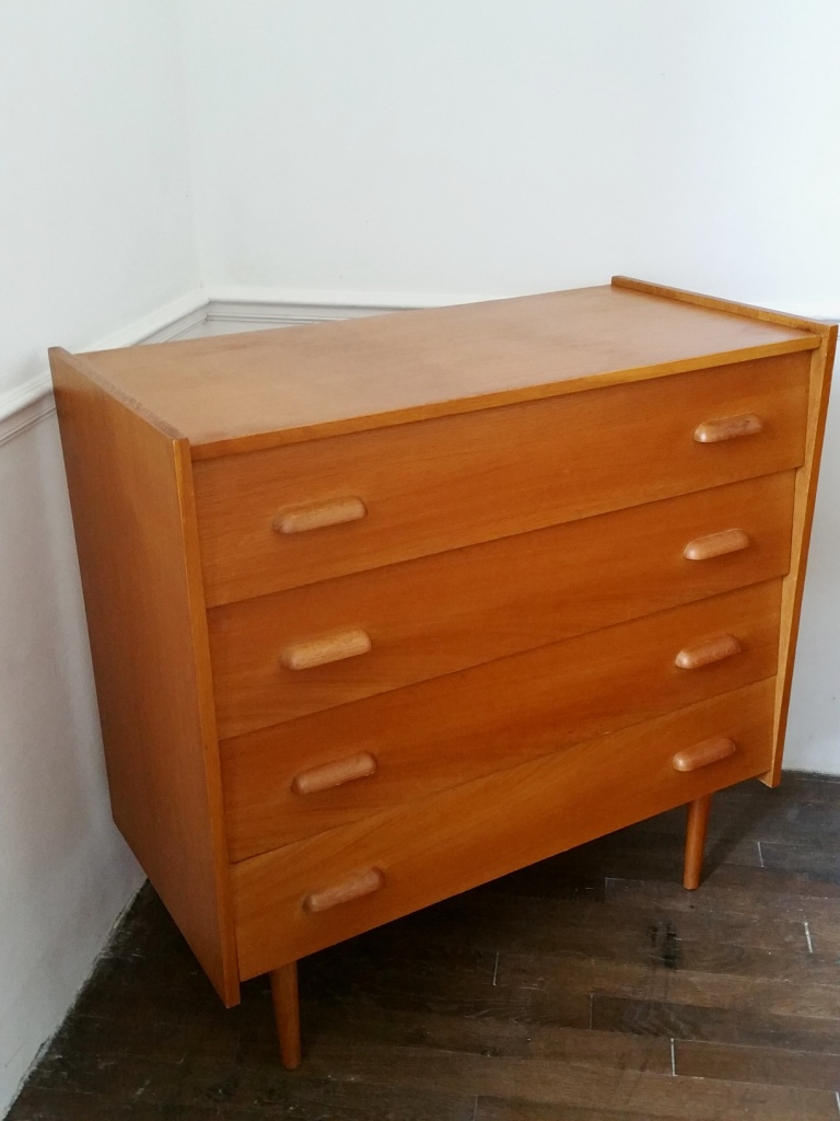 2 commode 60 s