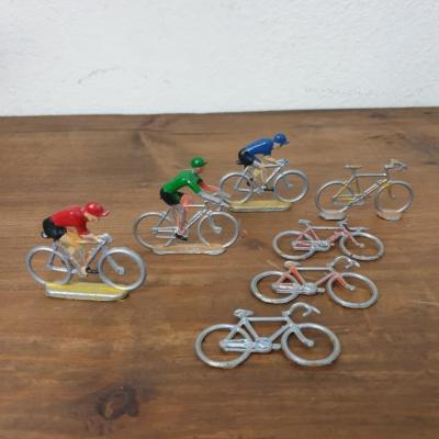 2 cyclistes lot 4