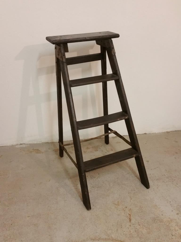 2 escabeau d atelier
