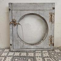 2 fenetre ronde