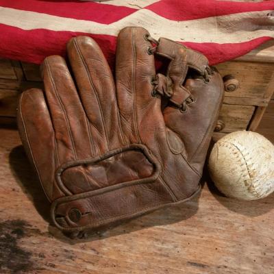 2 gant dz base ball wilson