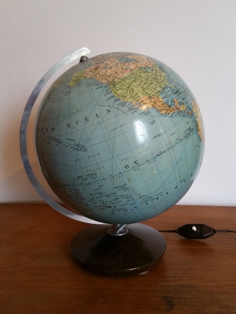2 globe terrestre lumineux magelan