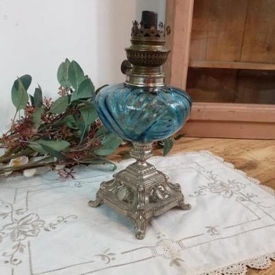 2 lampe a petrole reservoir bleu
