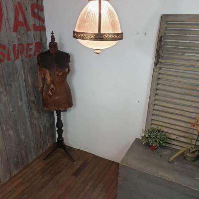 2 lampe de magasin holophane