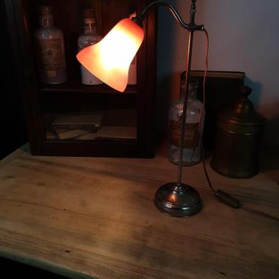 2 lampe sur pieds opaline rouge