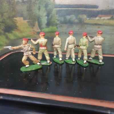2 lot soldats 9