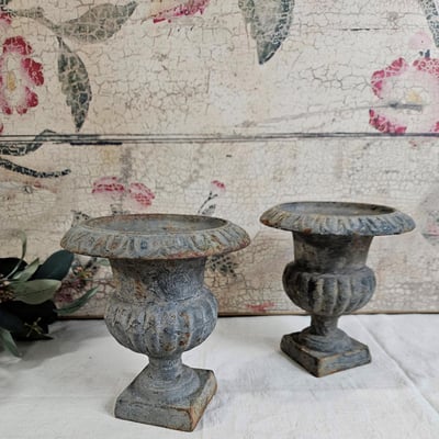 2 paire de petits vases medicis