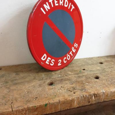 2 panneau inetrdit des 2 cotes