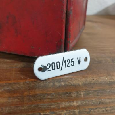 2 plaque 200 125 v