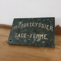 2 plaque sage femme