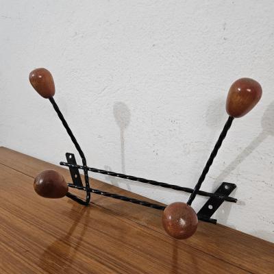 Porte manteau bois vernis