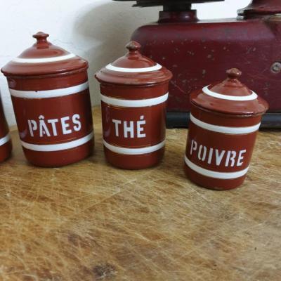 2 pots a epices bordeaux