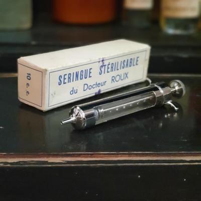 2 seringue du docteur roux 5