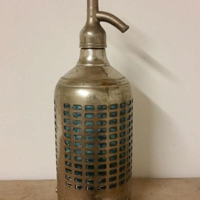 2 siphon cage 1