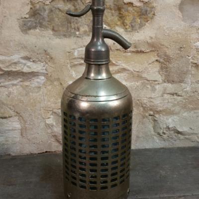 2 siphon cage