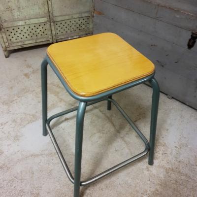 2 tabouret d atelier 3