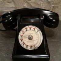 2 telephone noir