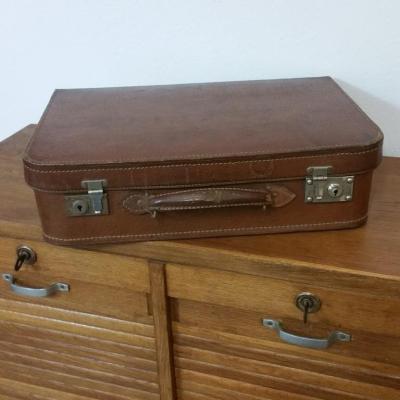 2 valise en cuir