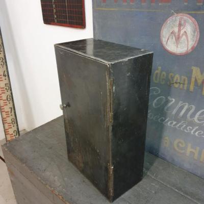 3 armoire metallique