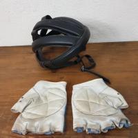 3 casque et gants de cycliste