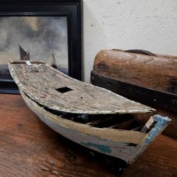 Ancienne coque de bateau