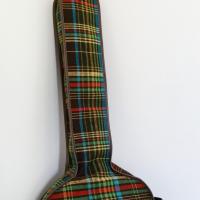 3 housse de guitare tissu ecossais