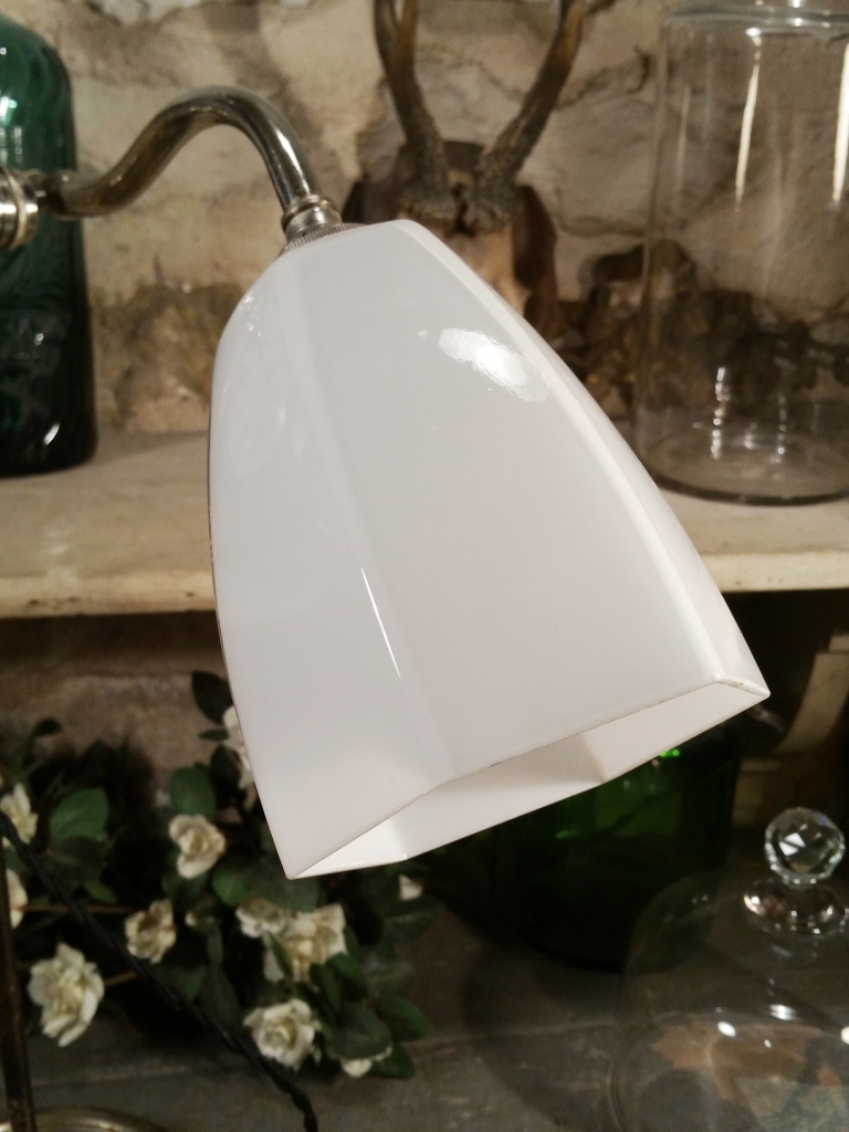 3 lampe de table opaline blanche