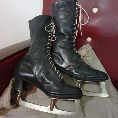 3 patins femme 19eme