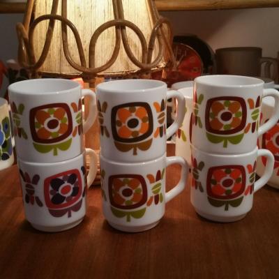 3 petites tasses a moka mobil